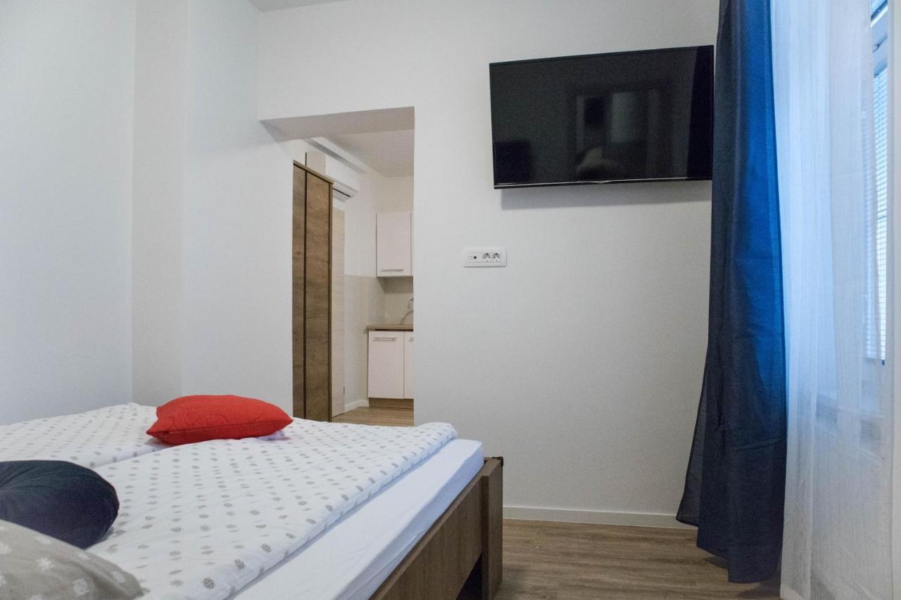 Jantar Apartmaji Νόβο Μέστο Εξωτερικό φωτογραφία