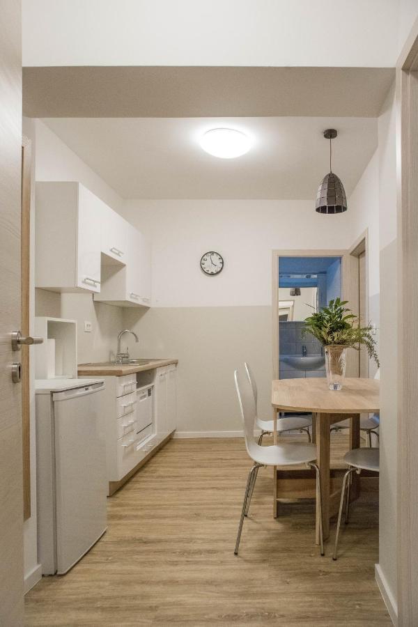 Jantar Apartmaji Νόβο Μέστο Εξωτερικό φωτογραφία